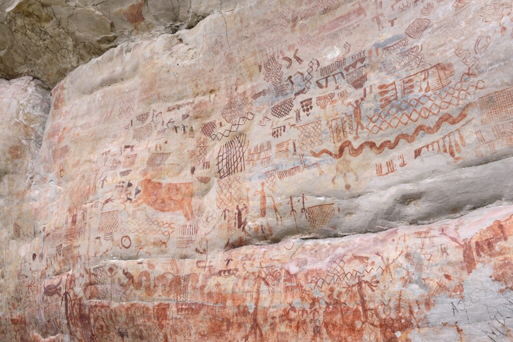 Cerro Azul, Colombia, cave paintings jose del guaviare