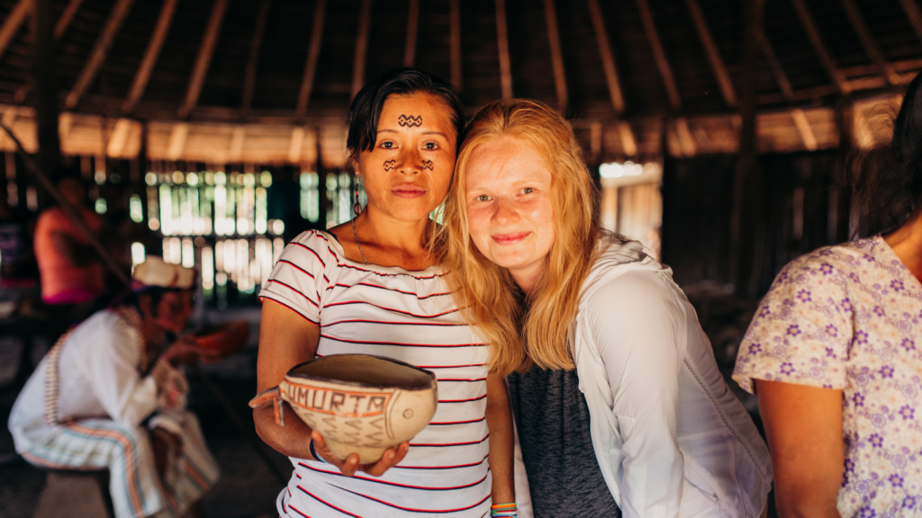 Local lady and traveller Kawapi Lodge